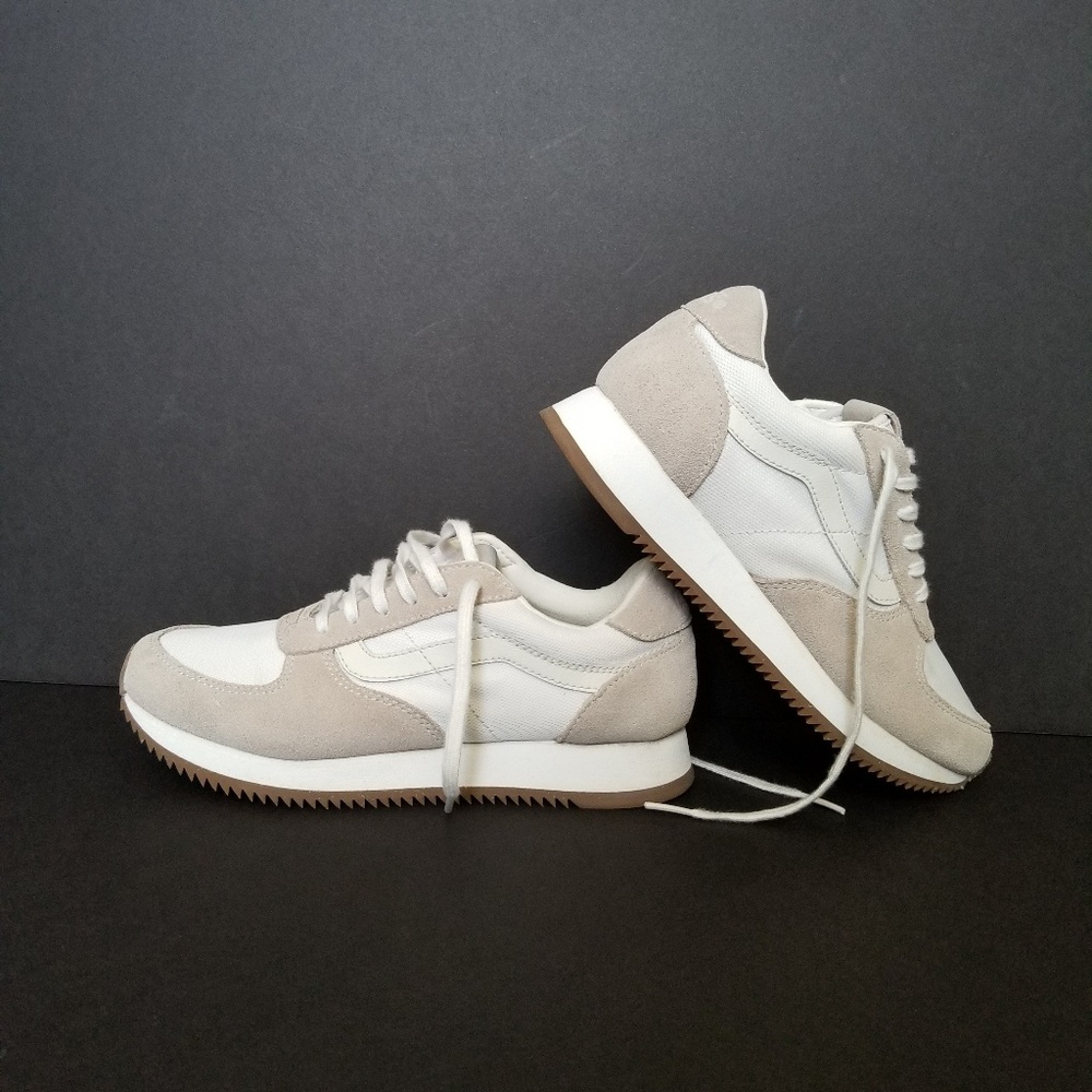 Vans Ultra cush waterproof womens sz 7.5 mens sz 6